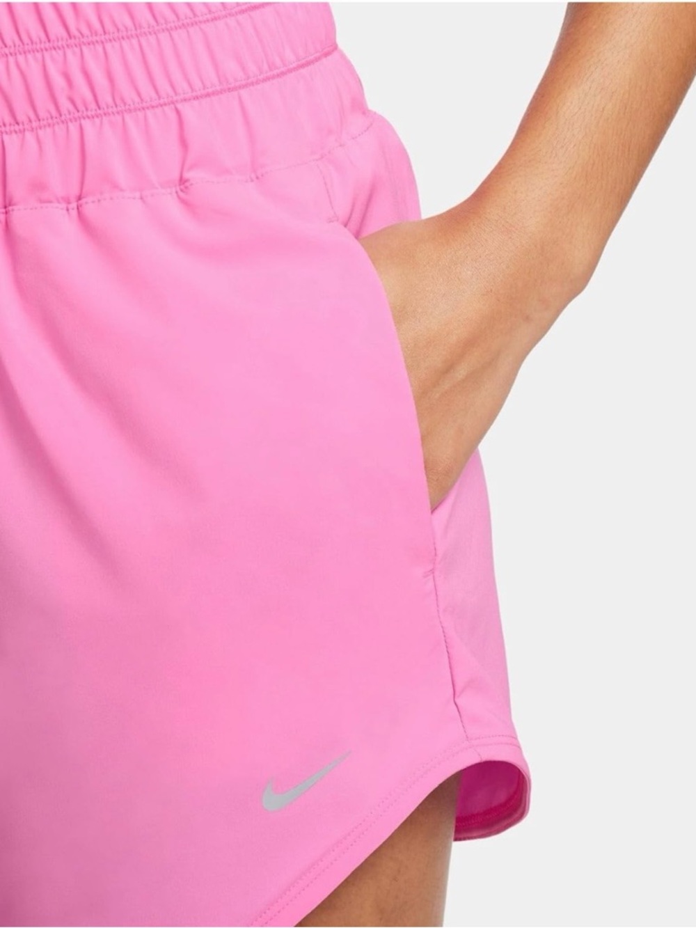 Nike Women's High-Waist Dri-FIT shorts - Picture 5 of 8